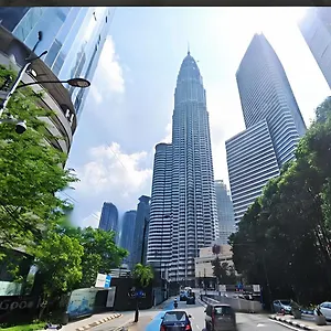 Apartment Premium At Lot 163 Fraser Place Klcc, Kuala Lumpur